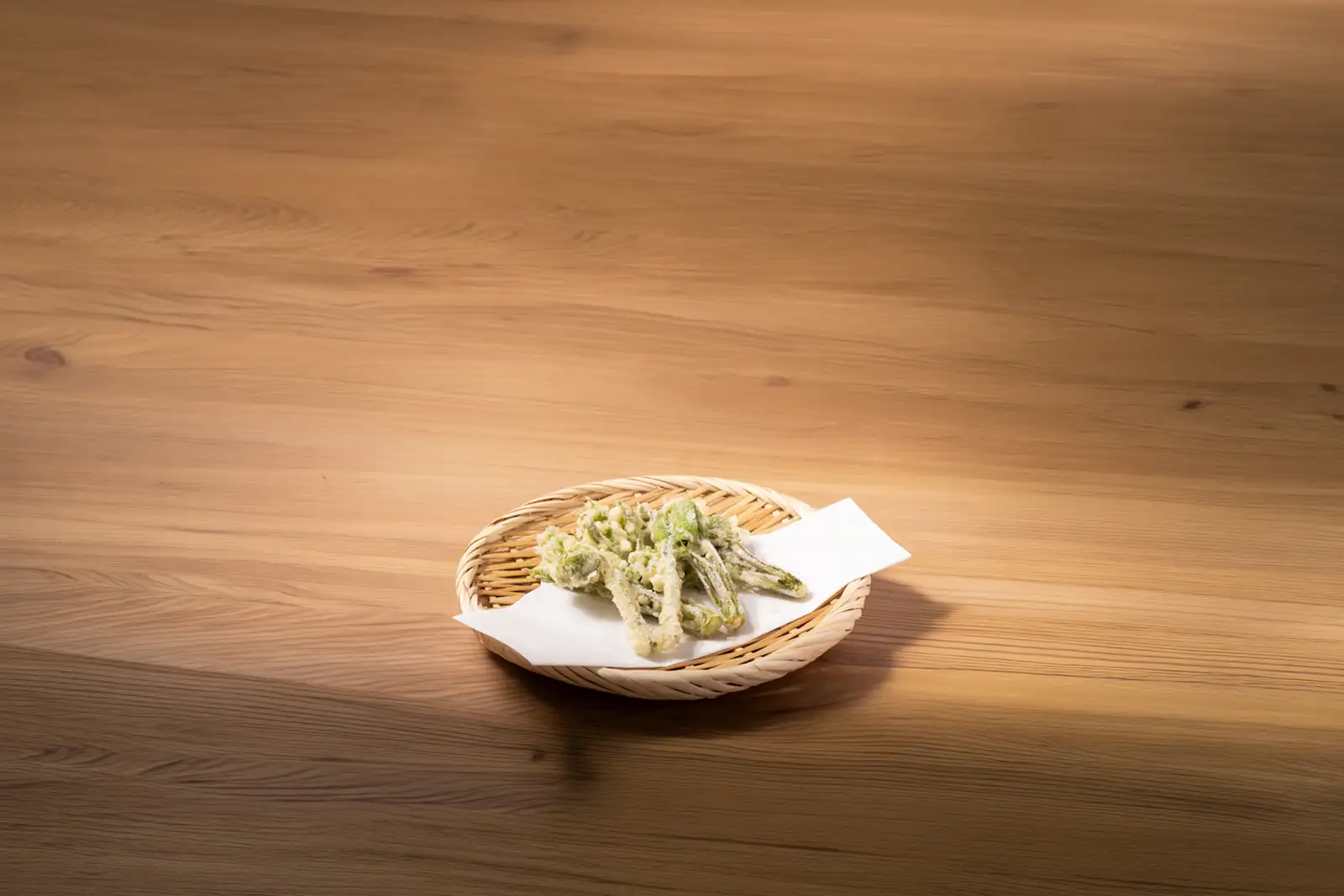 こしあぶらは、山菜の女王とも称される春の味覚